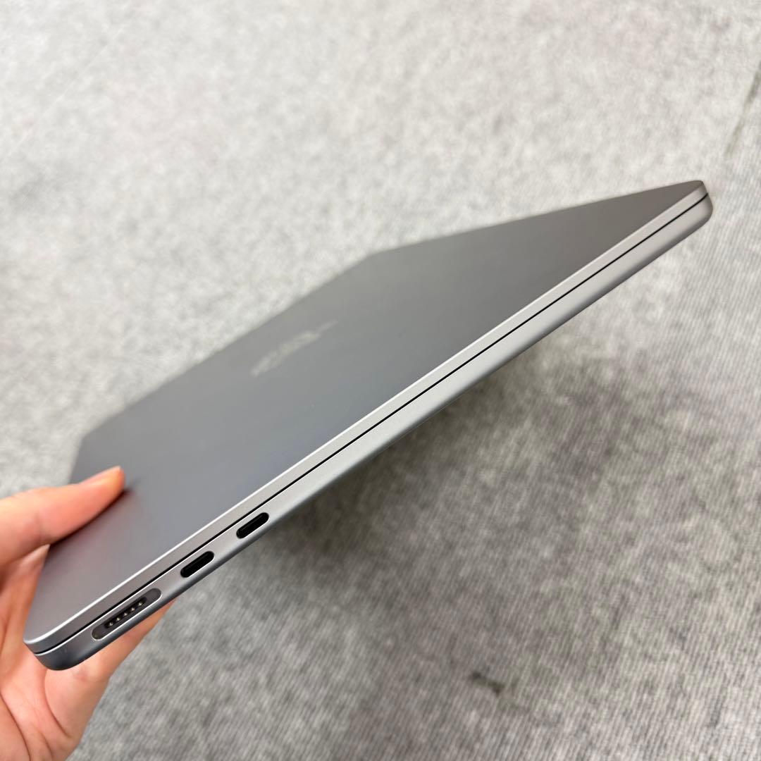 MacBook Air M3 13インチ 8GB / 256GB スペースグレイ