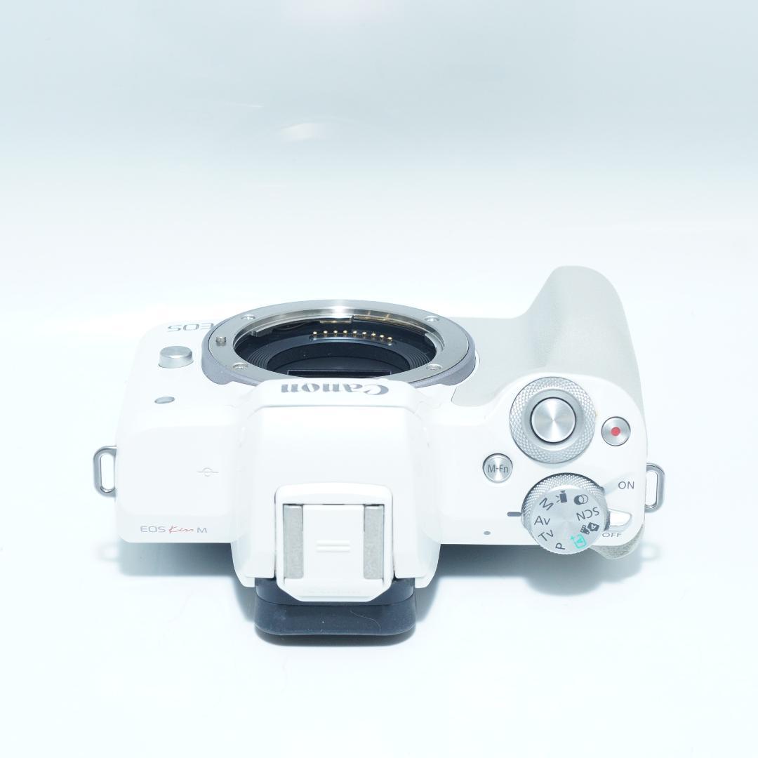 スマホ転送機能付♪キヤノン EOS Kiss M ホワイト