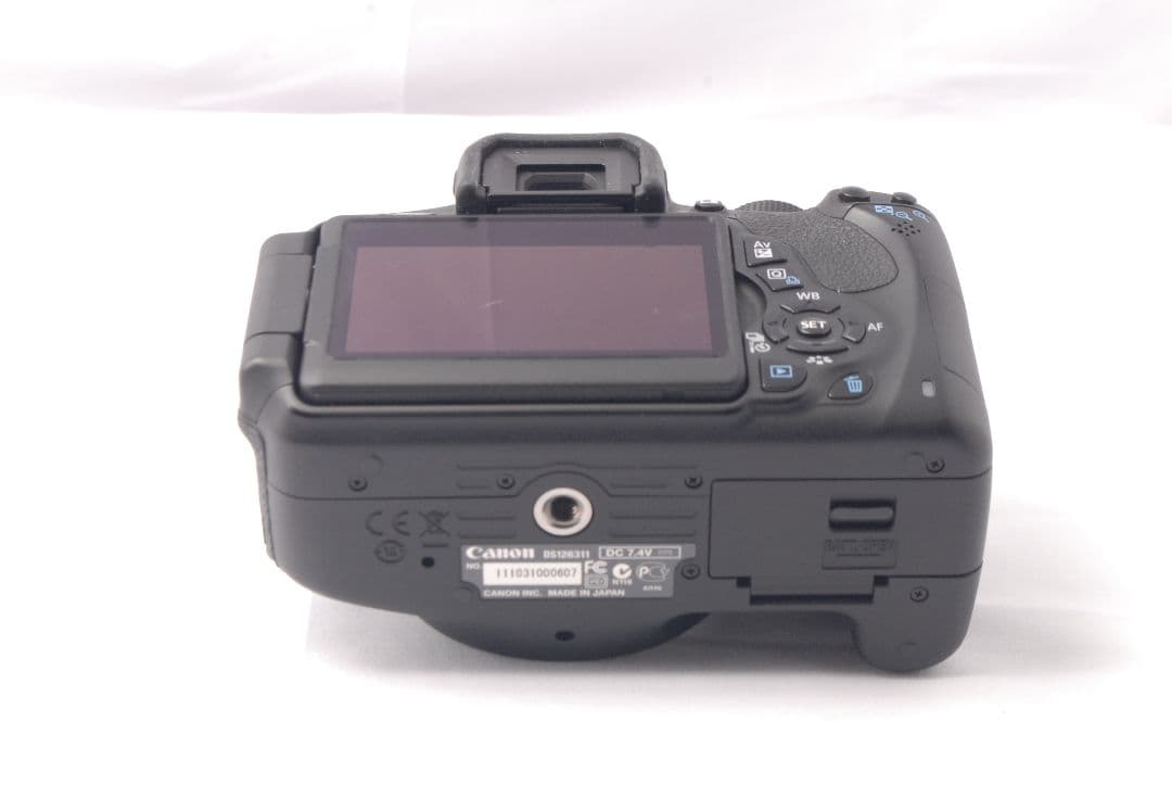 Canon EOS Kiss X5 ★ 一眼レフカメラ★望遠レンズ付☆Wレンズ☆