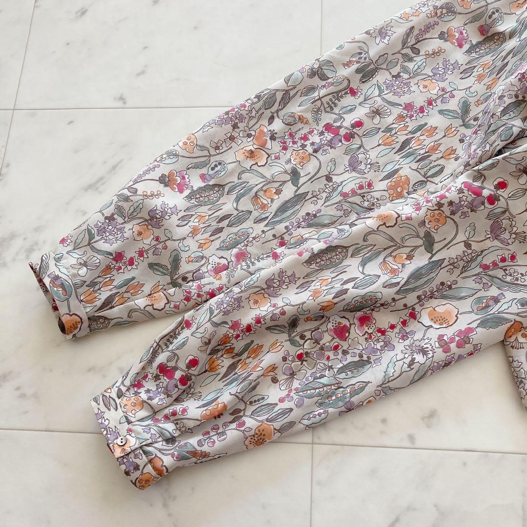 極美品　トゥモローランド　オーマリーフプリント ストリングボウタイブラウス