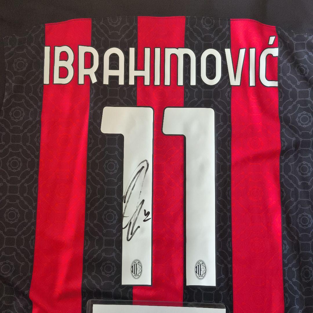 ACミラン　イブラヒモビッチ直筆サインユニフォーム