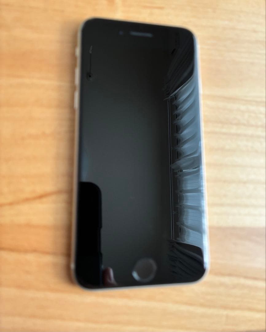 iPhone SE 第3世代 64GB SIMフリー iPhoneSE3 本体