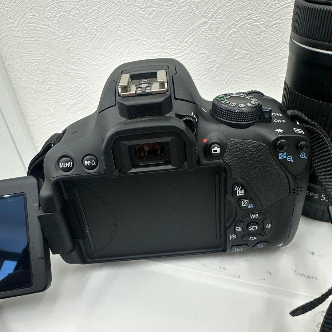 Canon EOS kiss X7i デジタル一眼レフカメラ