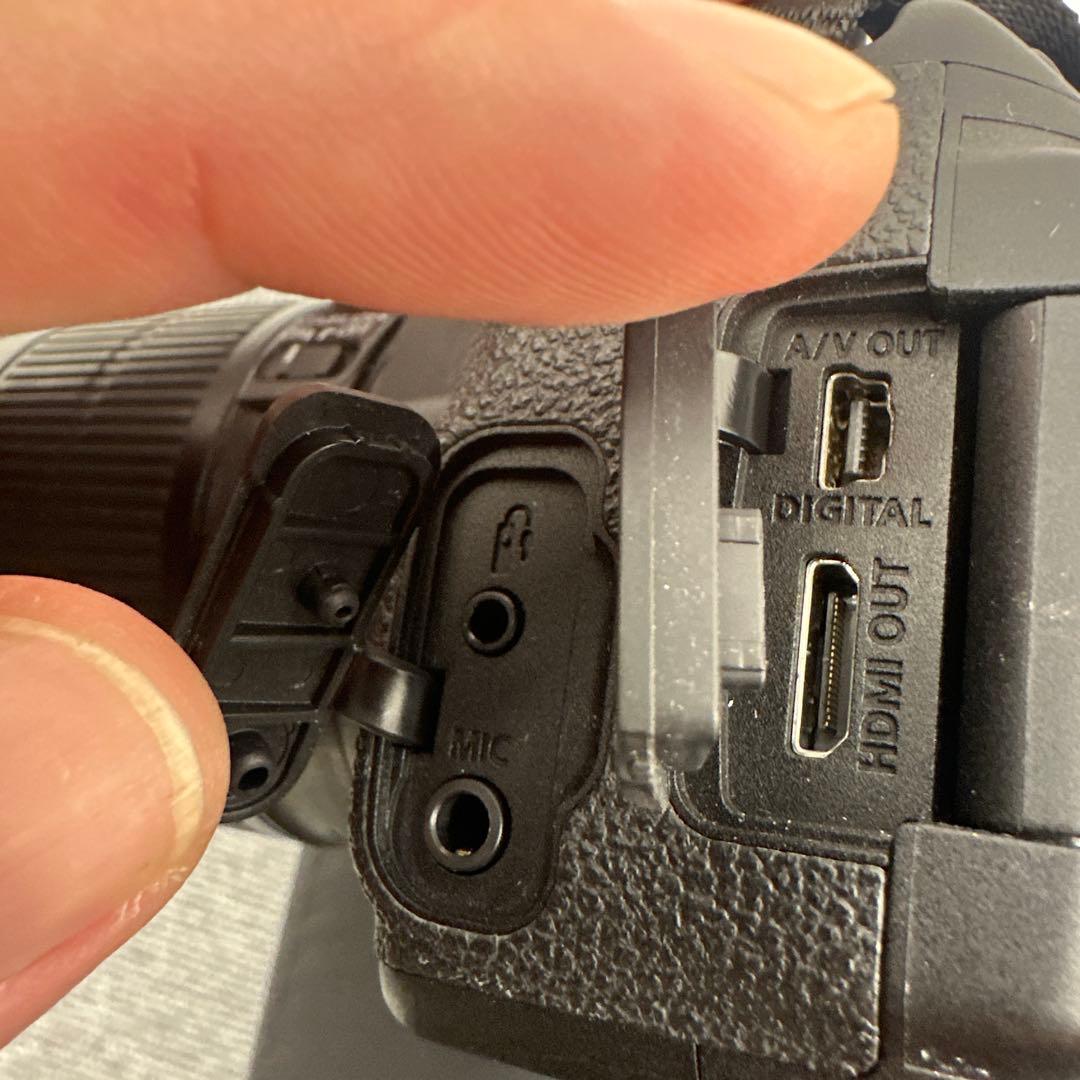 Canon EOS kiss X7i デジタル一眼レフカメラ