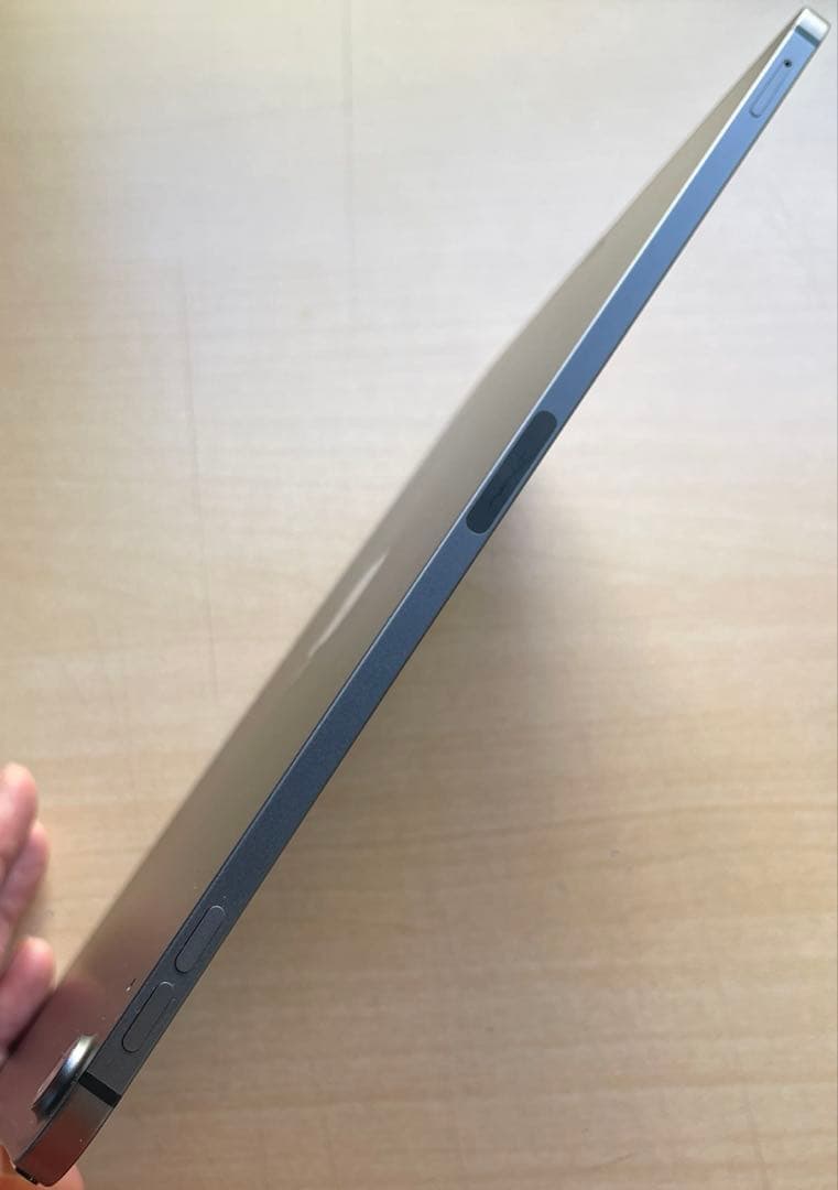 iPad Air 第5世代　Wi-Fi+Cellular グレイ　美品　#5