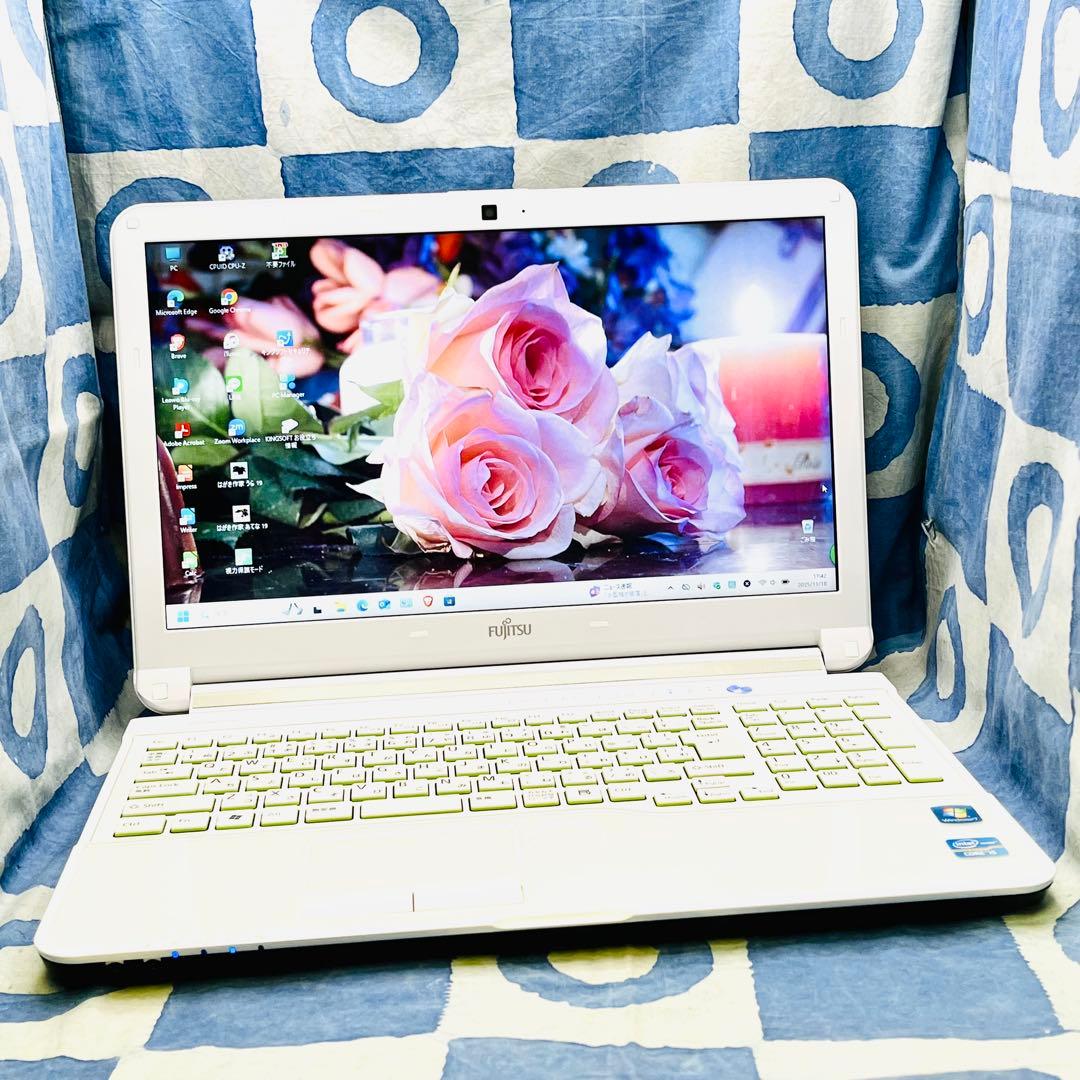 爆速SSD512GB☆i5☆人気白ノートパソコン♪ブルーレイ&カメラ！Win11