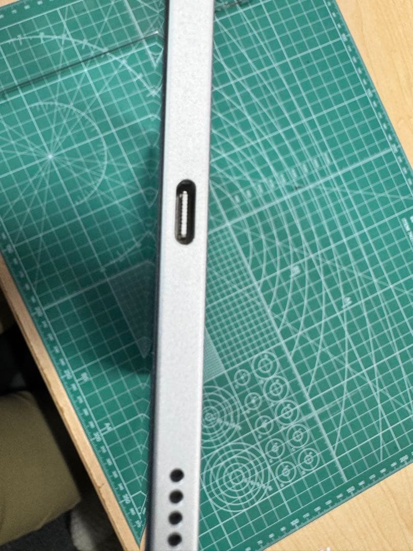 Apple iPad Air 4 64GB Wi-Fi シルバー　美品