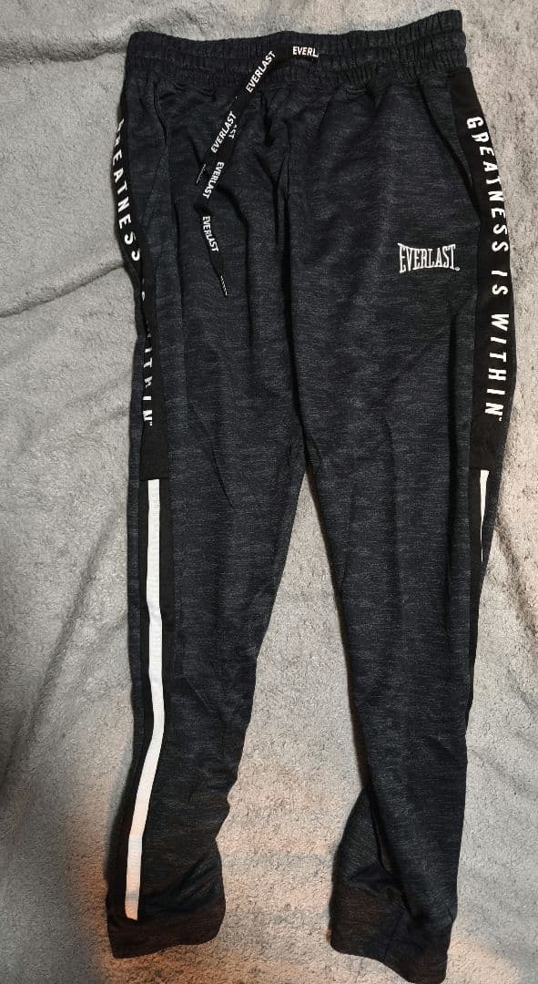 EVERLAST 安保瑠輝也コラボ　ジャージ上下　Tシャツ