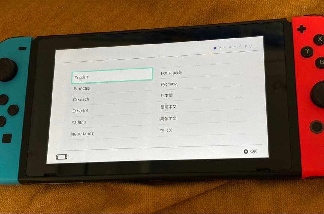 お餅さん専用　【訳あり】Nintendo Switch 本体 赤/青