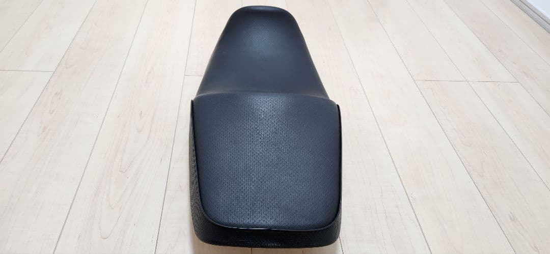 ホンダCB400SF　SB NC42スーパーボルドール　ローシート20mmダウン