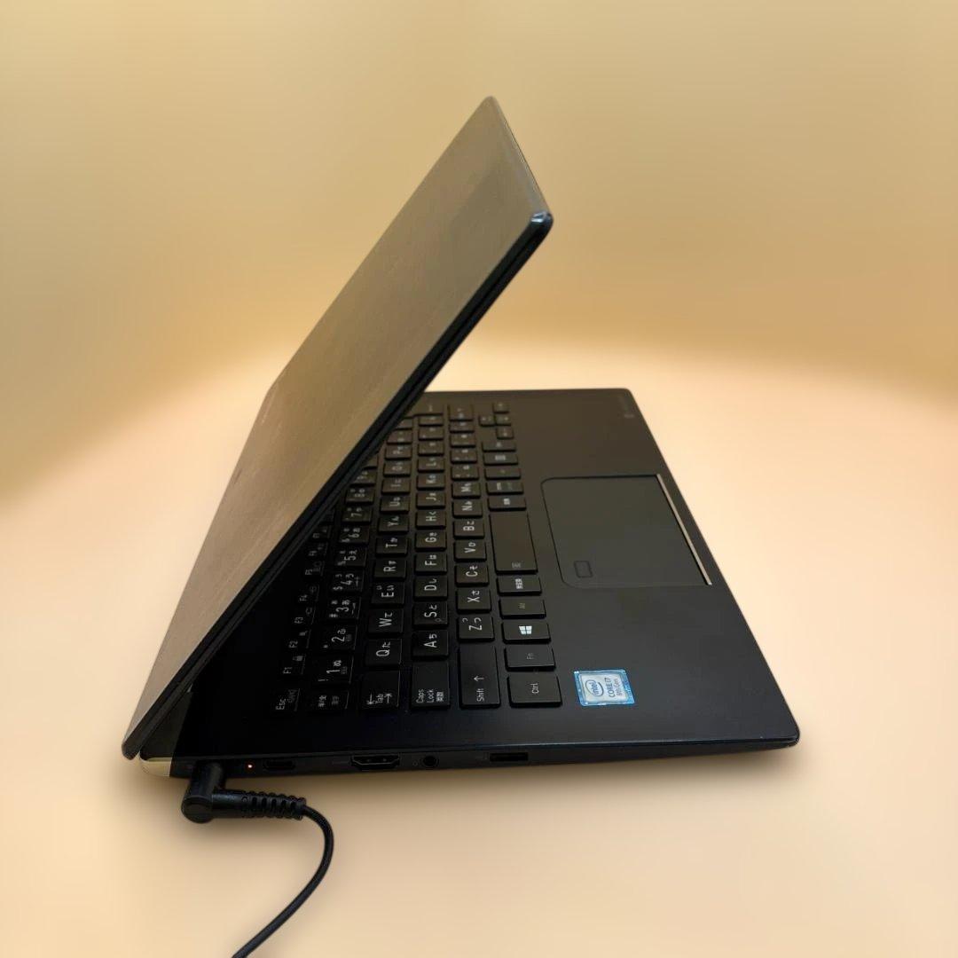 ✨高性能✨東芝ノートPC✨Corei7✨8世代16GB✨Windows11