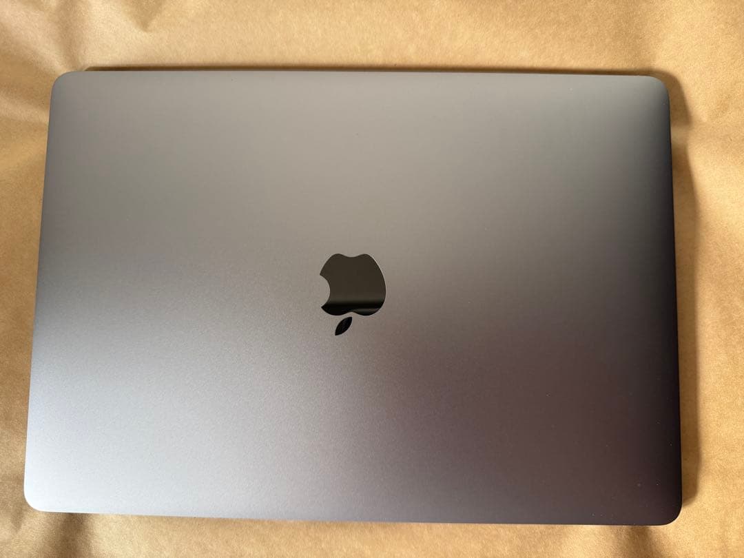 2022 Macbook pro M2 13インチ 8GB 512GB