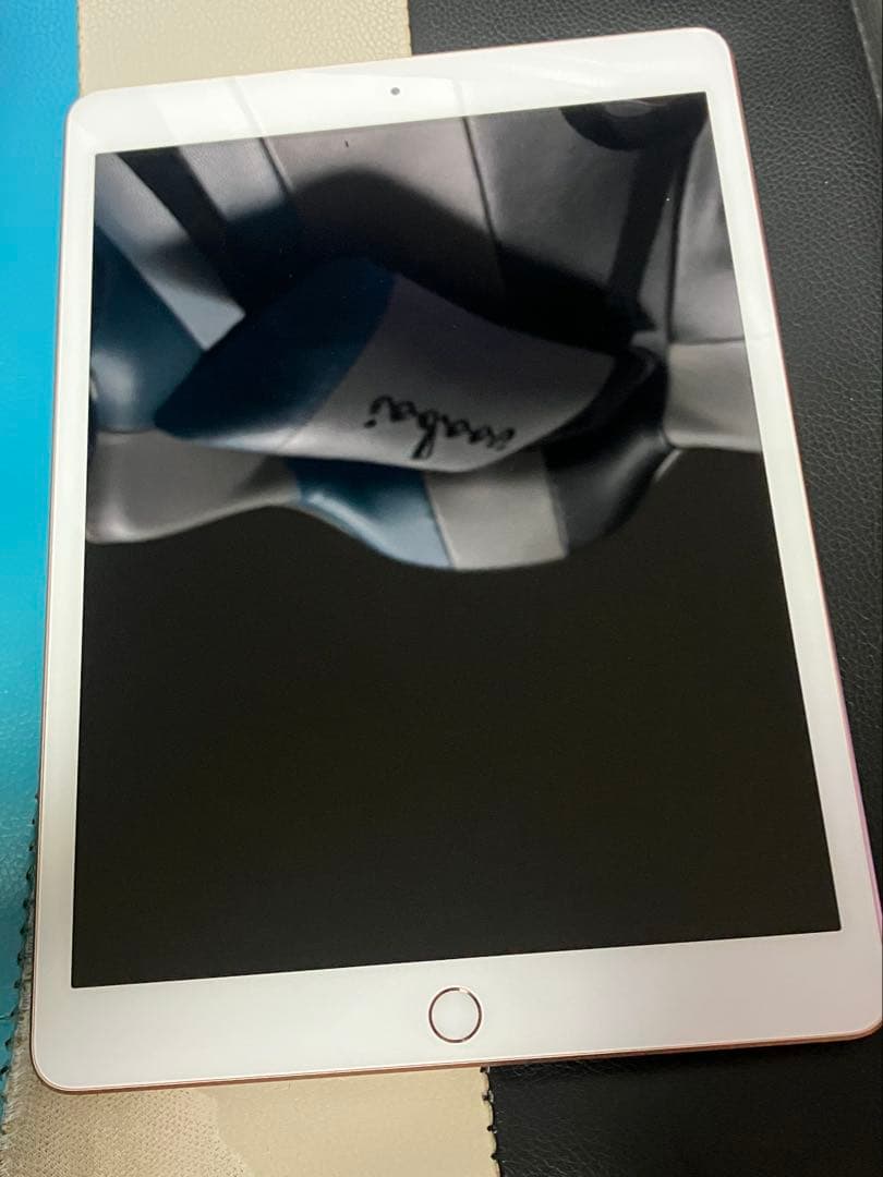 iPad第7世代　Wi-Fiモデル 32gb ゴールド