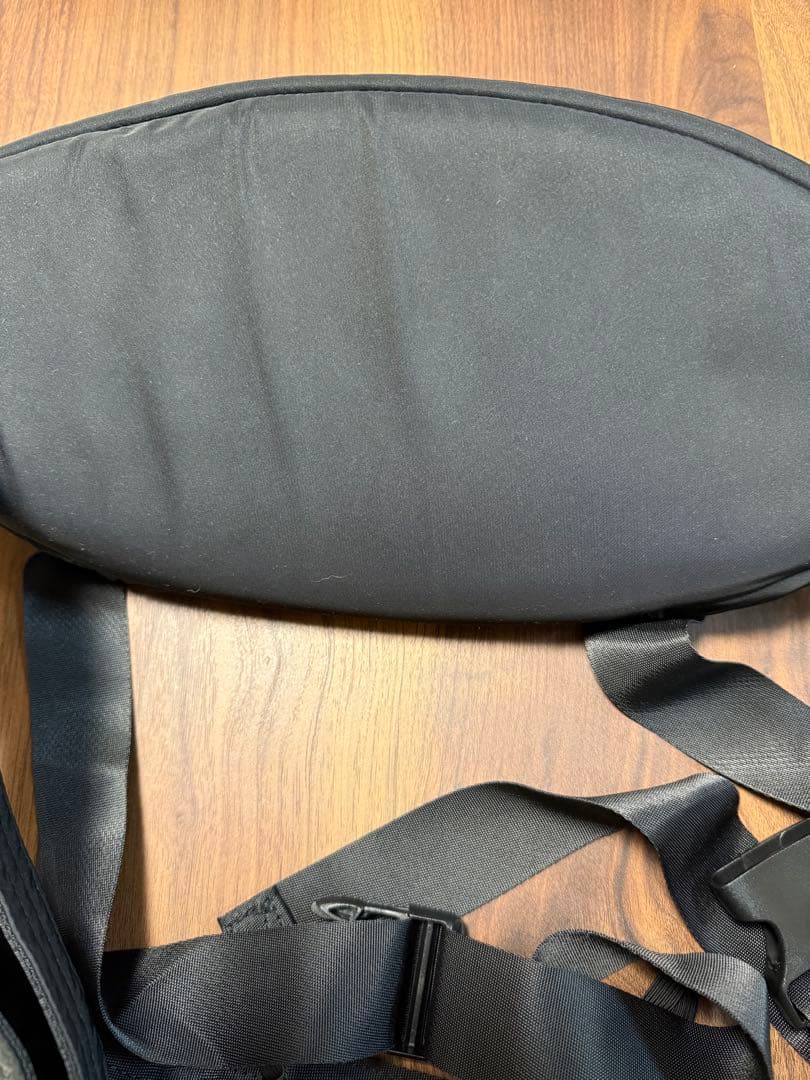 N/ORN Máni ボディバッグ　ブラック ヒップシート