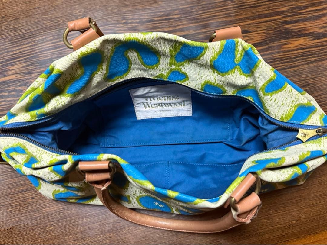 ヴィヴィアン•ウエストウッド　ボストンバッグ