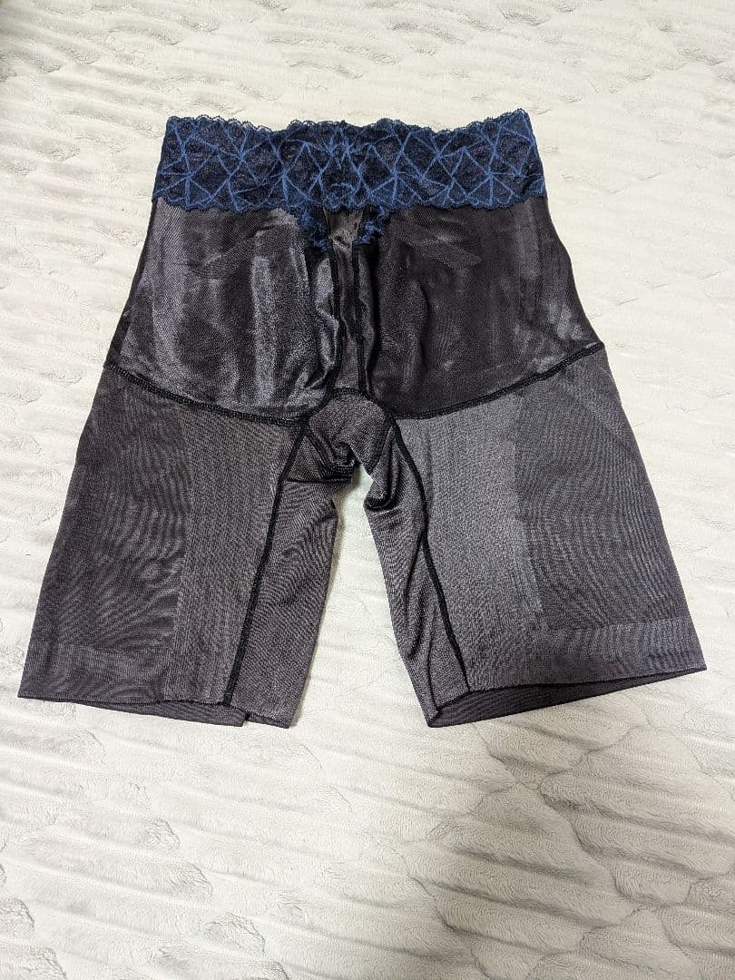 ま*認様 MARUKO　マルコ　カーヴィシャスカレス　ロングガードル　M64　補