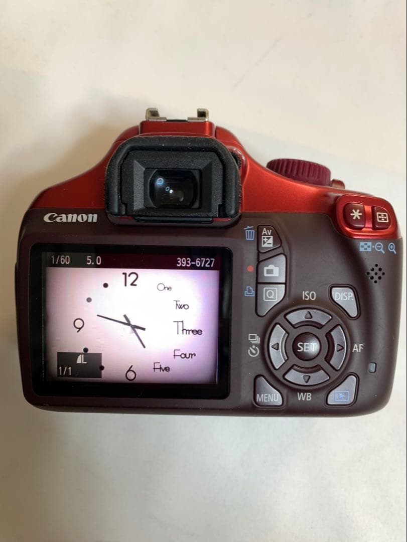 少シャッター数で美品 Canon EOS kiss x50 中望遠レンズ♪