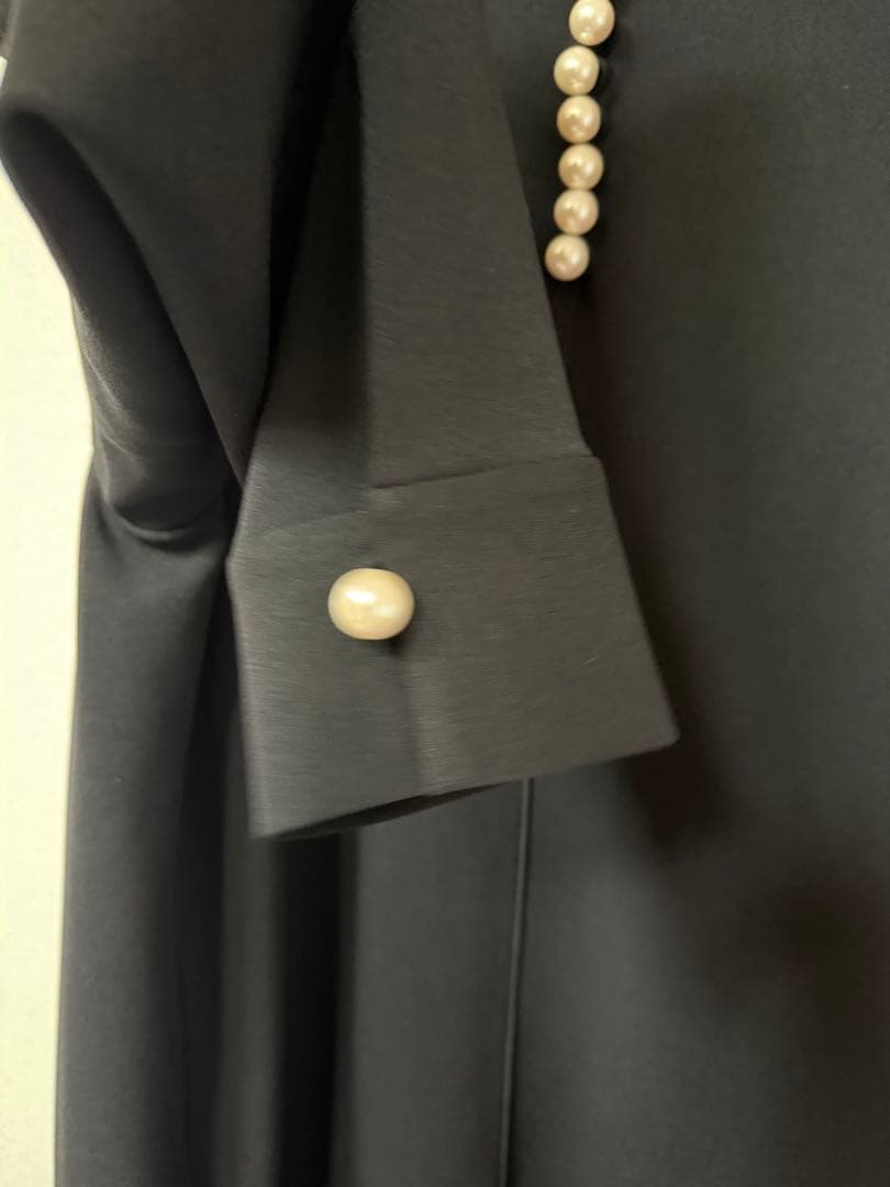 や*)様 LANVIN COLLECTION ブラックワンピース パールボタン