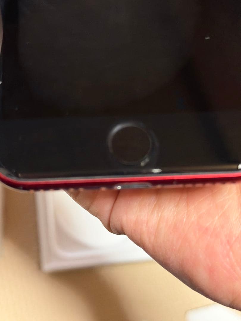 タイムセール‼️Apple iPhone SE (第3世代) (RED)