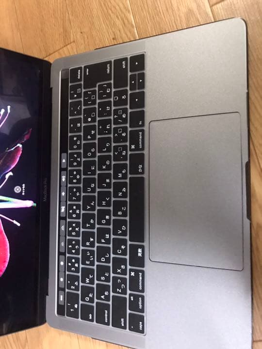 MacBook pro 13インチ