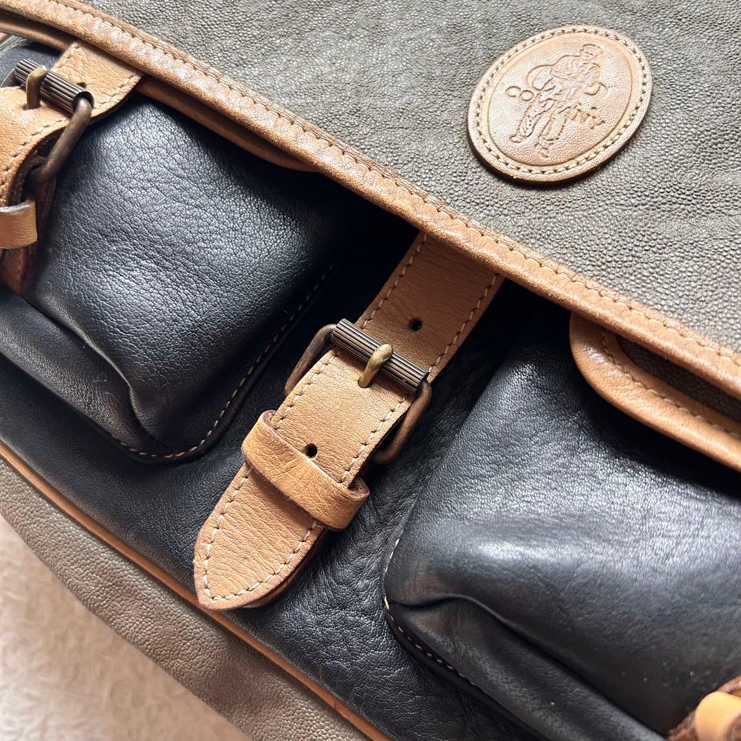 【80s 激レア】シーピーカンパニー メッセンジャーバッグ ロゴパッチ レザー