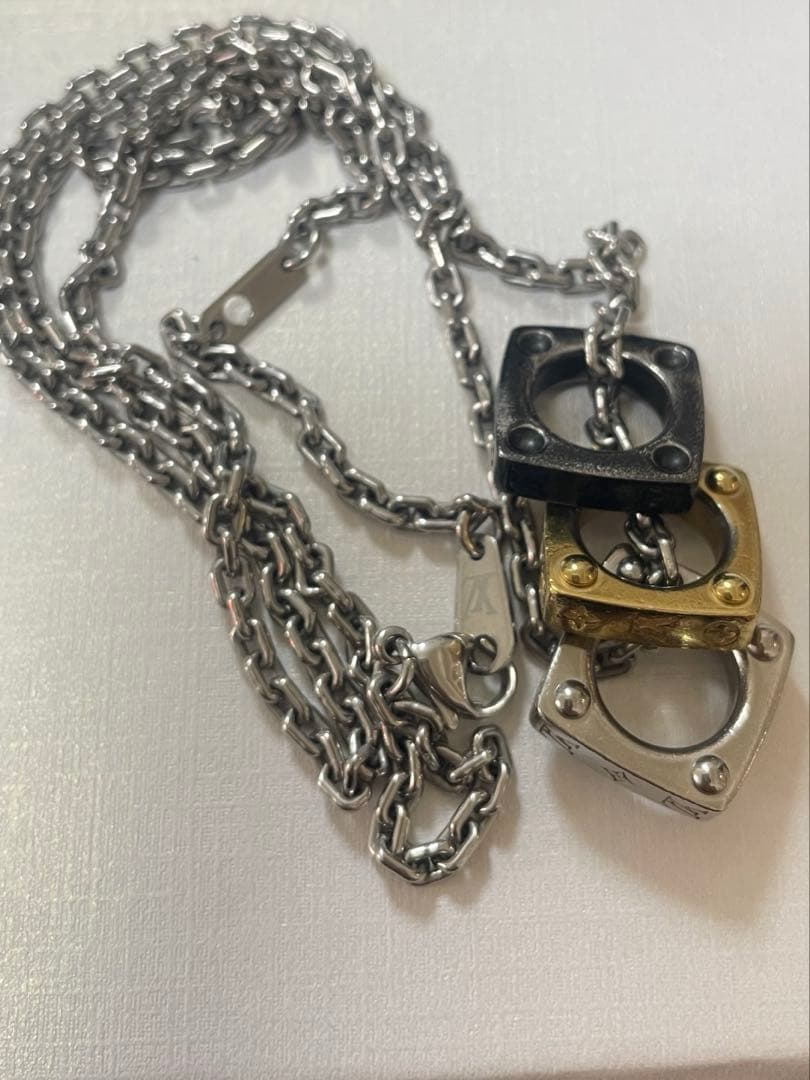 ルイヴィトン ネックレス ペンダント モノグラム ボールド