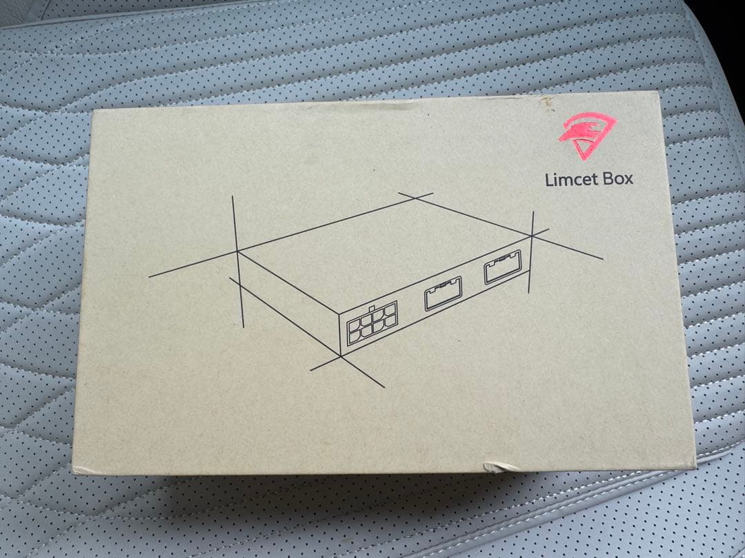 【旧車おすすめ】CarPlay機能追加コンピュータ本体