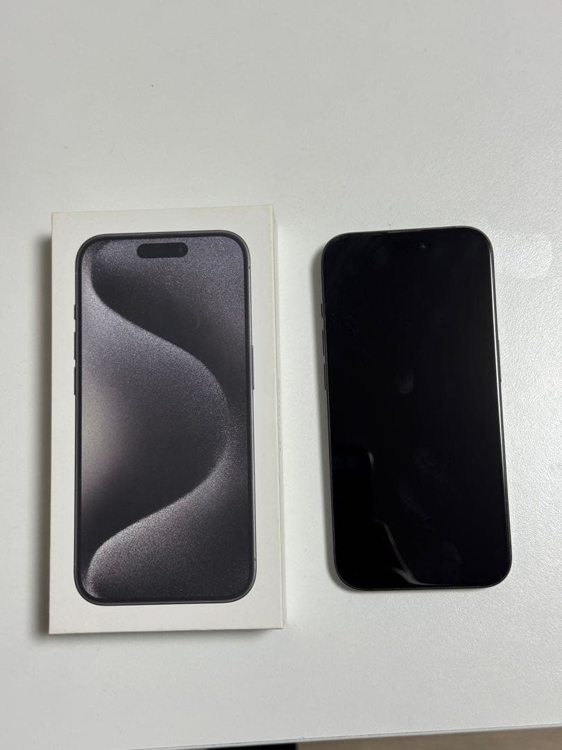 Apple iPhone 15 Pro スペースブラック 本体128gb