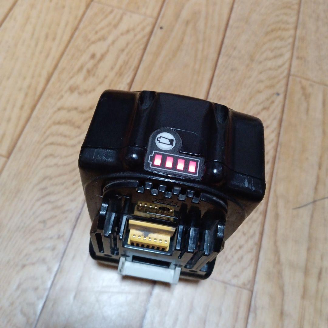 マキタ18V充電式クリーナCL182FD 純正バッテリー、純正急速充電器付