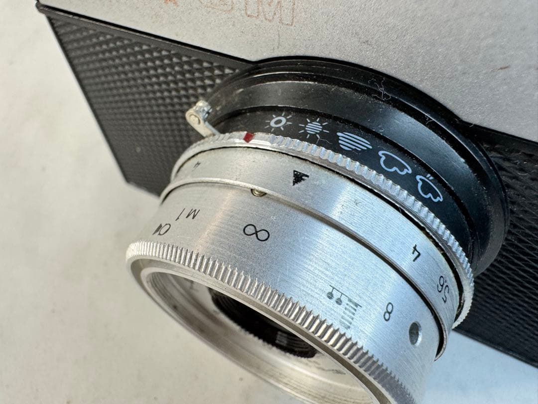 ロシア製 Смена 8М フィルムカメラ