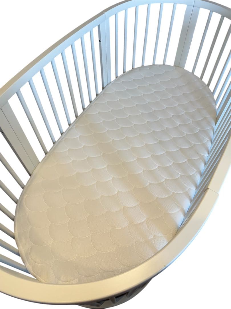 【美品】2023購入・STOKKE スリーピーベビーベッド セットホワイト