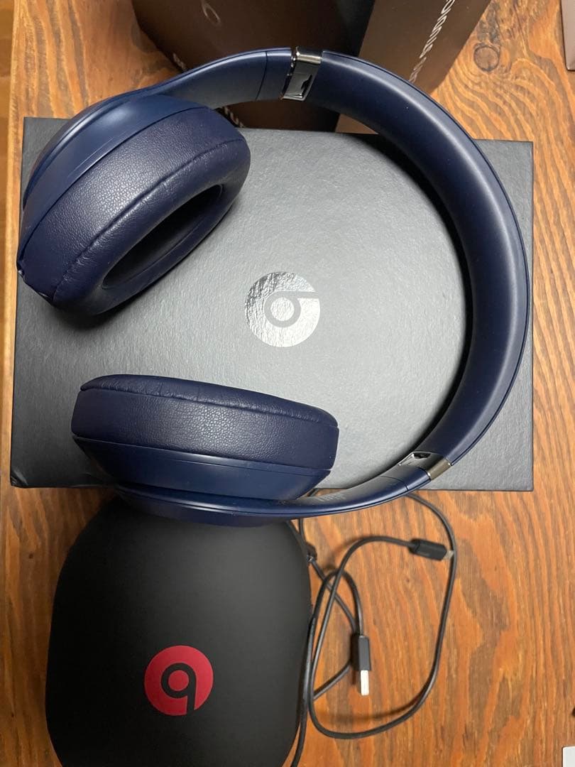 《美品》Beats Studio 3 ワイヤレスヘッドホン ネイビー