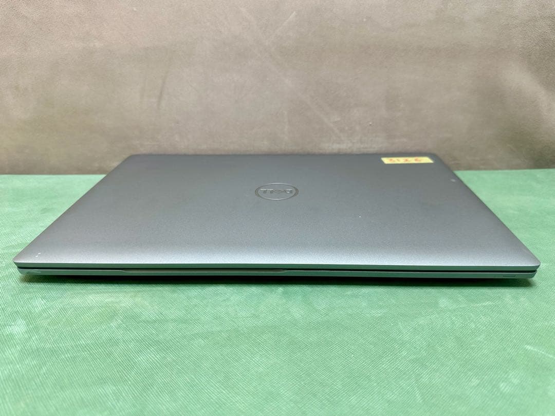 Windowsノート本体 DELL Latitude 5520 Core i5 8GB 256GB