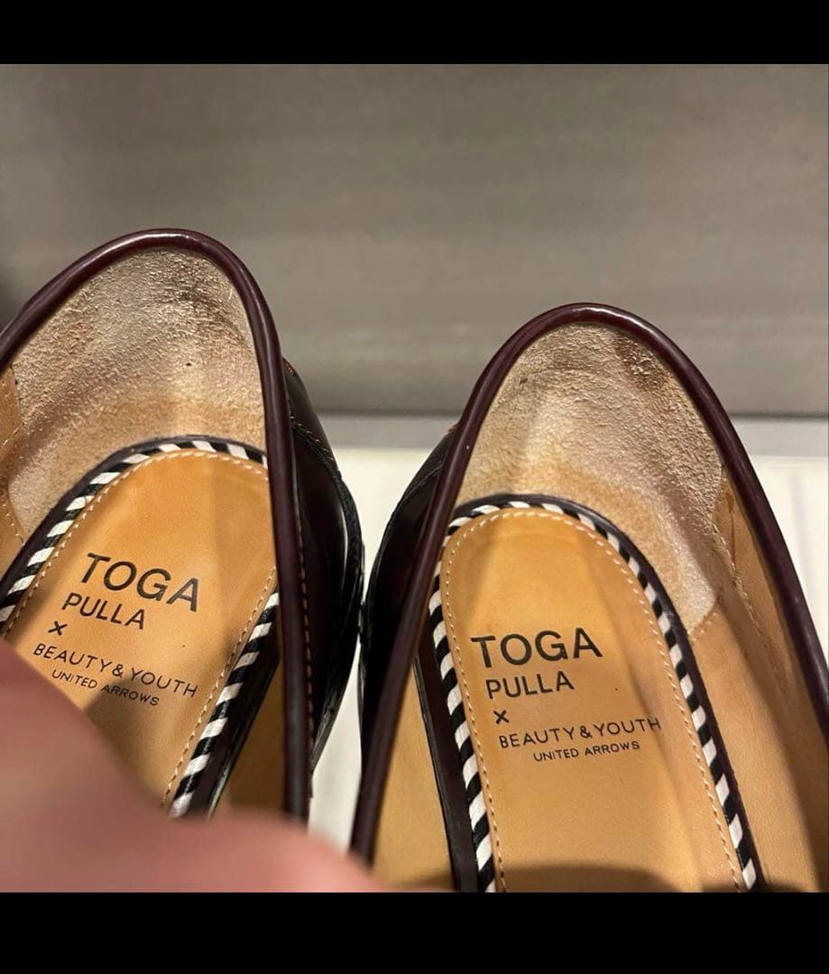 TOGA バーガンディ レザー ローファー