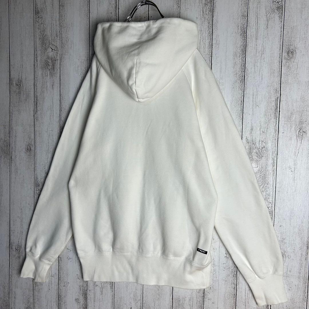 4824【定番ホワイト】サカイ×フラグメント☆ビッグロゴフルジップパーカー