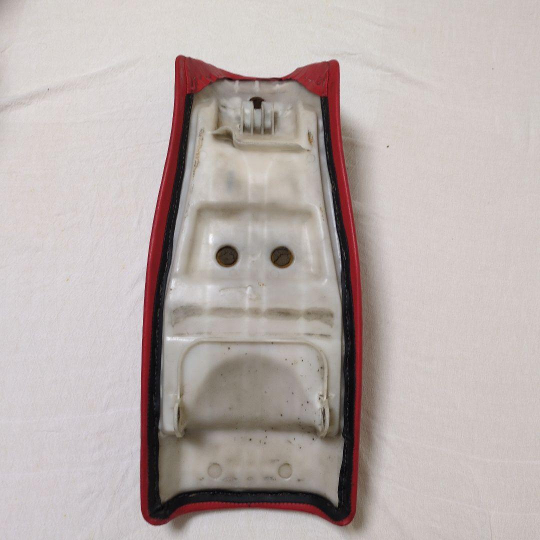 ホンダ　XLR250 シート