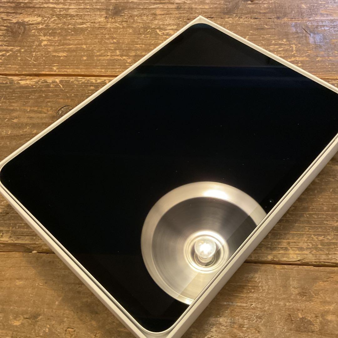 ②Apple iPad (第10世代) Wi-Fi シルバー 64GB