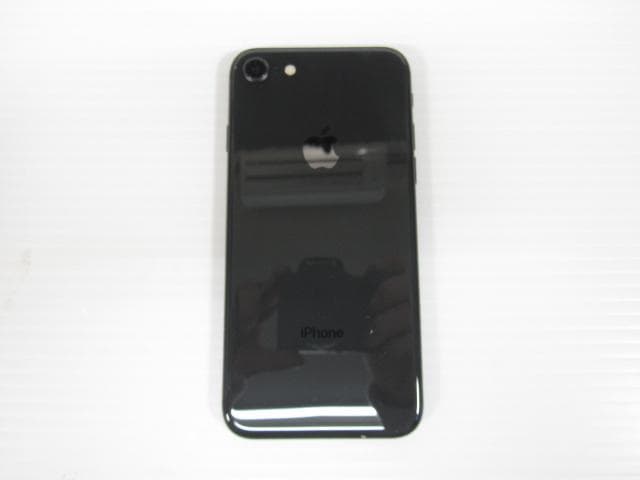 P*h様 iphone8 中古 MQ782J/A ブラック アイフォン8 アイフ