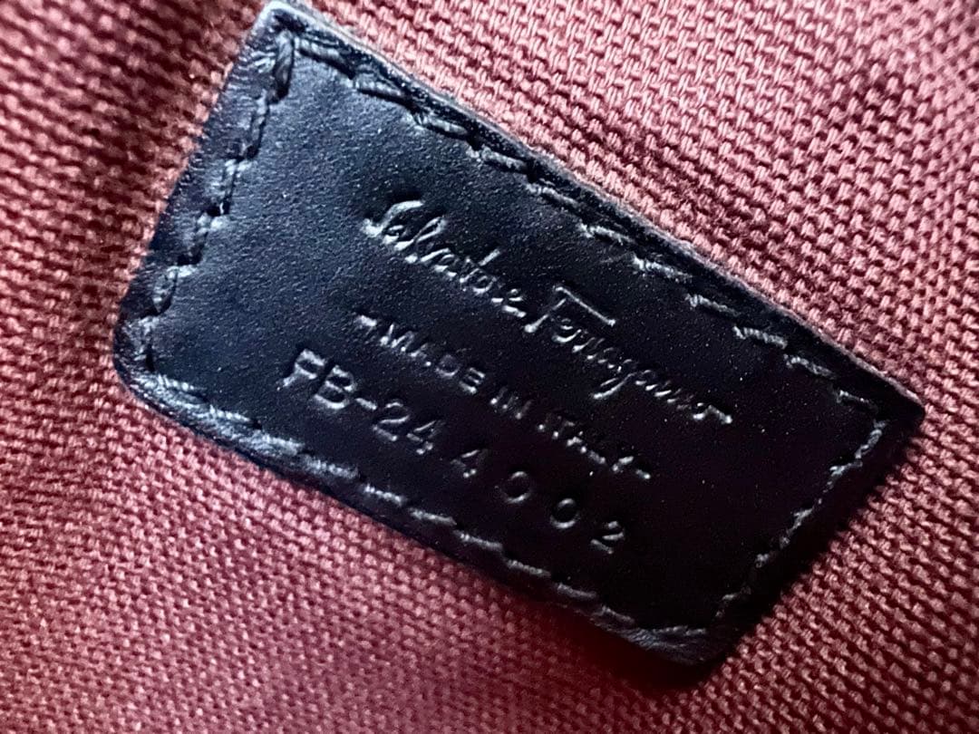 Salvatore Ferragamo ガンチーニ レザートートバッグ