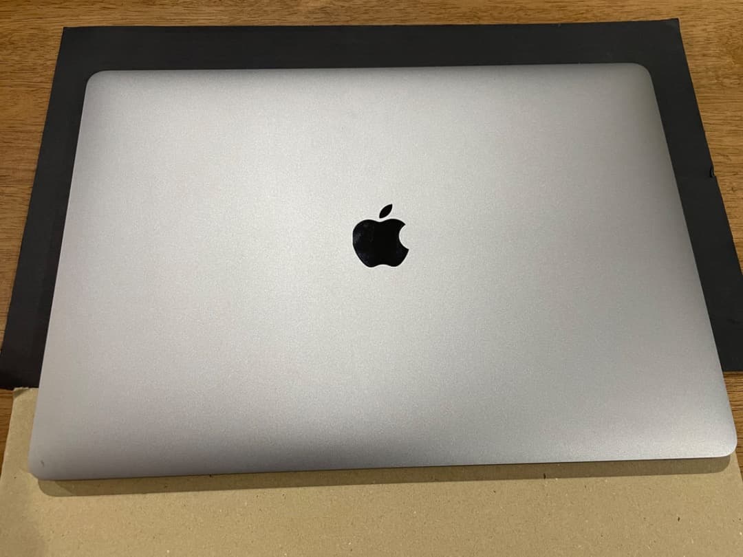 ◯Macbook Pro 2018 2TB 32GB 2.9GHz WIN11