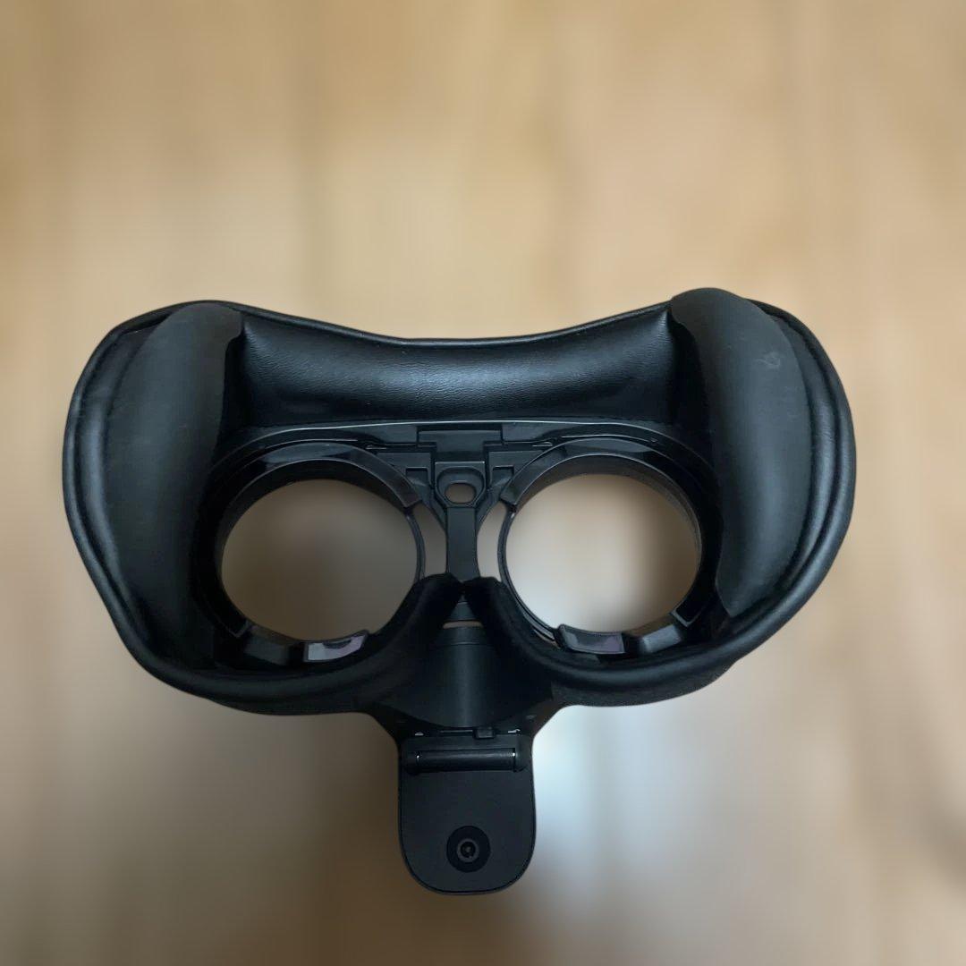 Vive XR Elite フェイシャルトラッカー付き