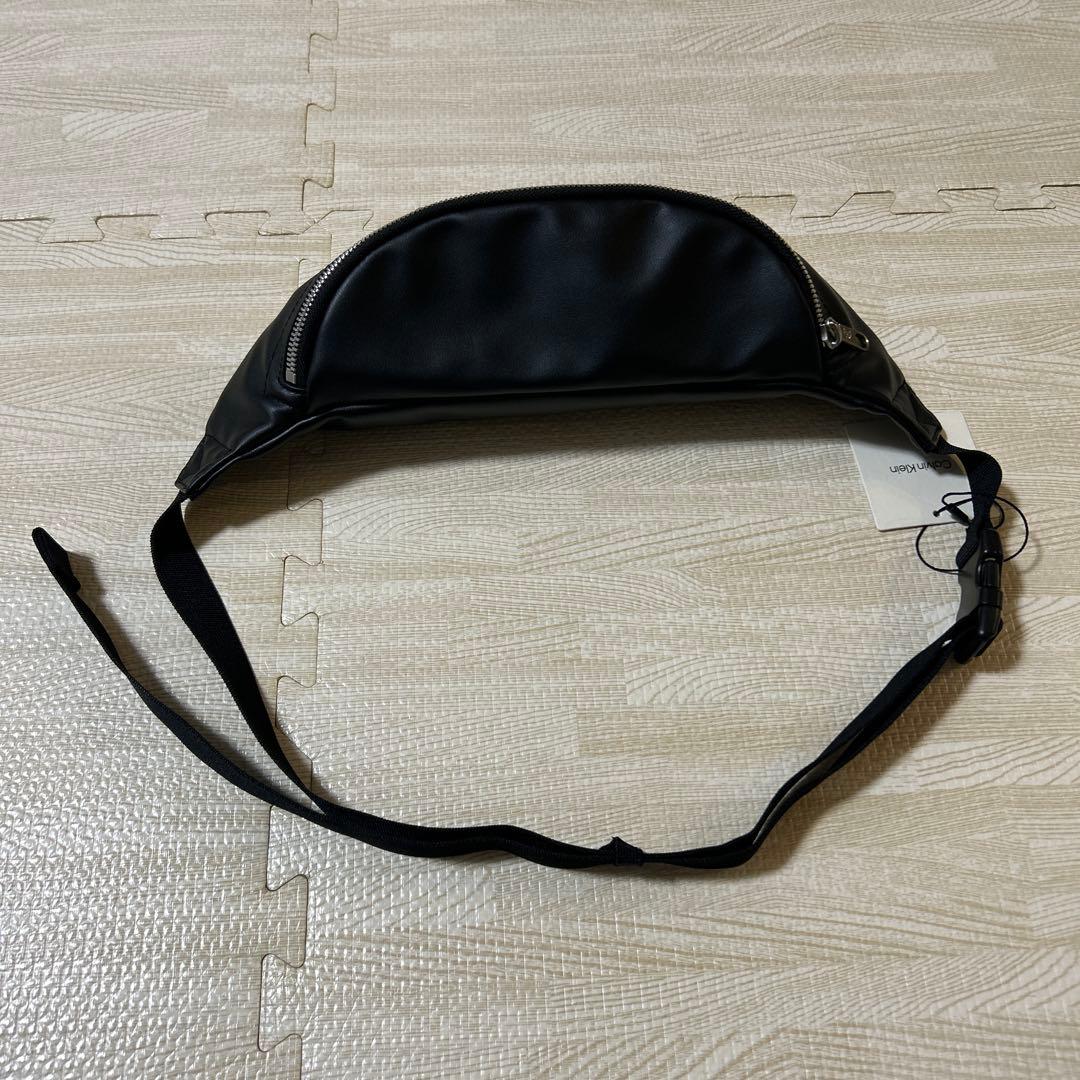 （新品未使用・海外モデル）カルバンクライン　ウエストバッグ　ボディバッグ　黒