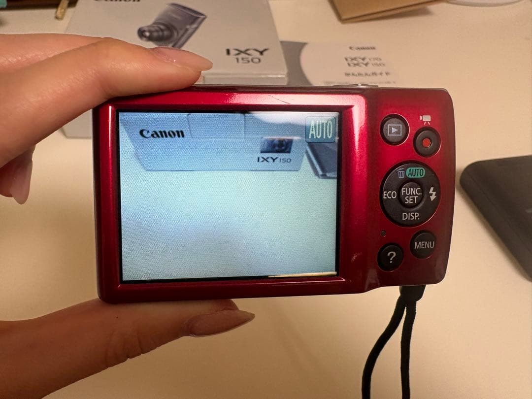 Canon キャノン IXY150 コンパクトデジタルカメラ レッド　即購入❌