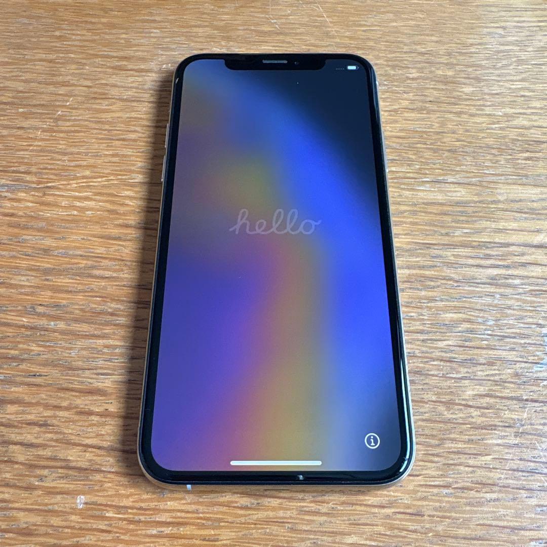 iPhoneXs シルバー 256GB