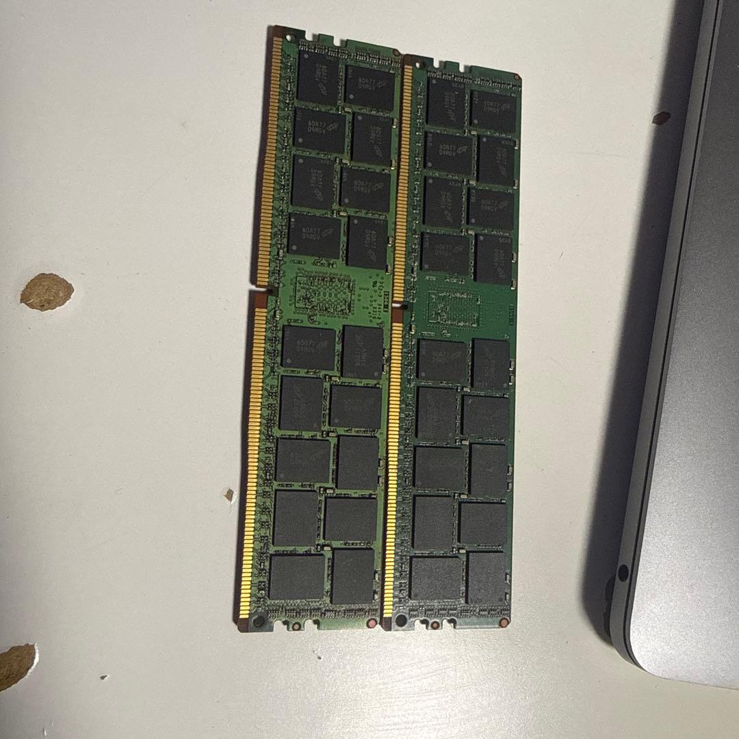 DDR4 ECC 16GB メモリ