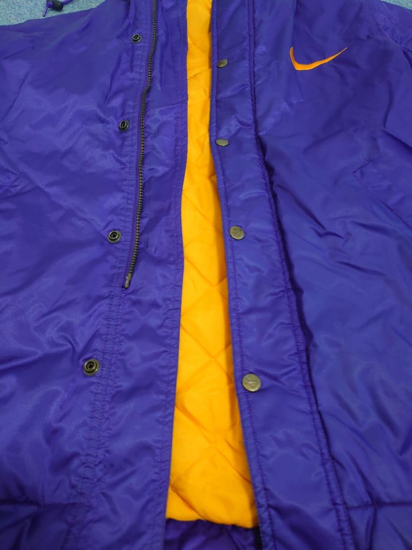 ナイキ ビンテージ ベンチコート レイカーズカラー ナイロンジャケット　銀タグ