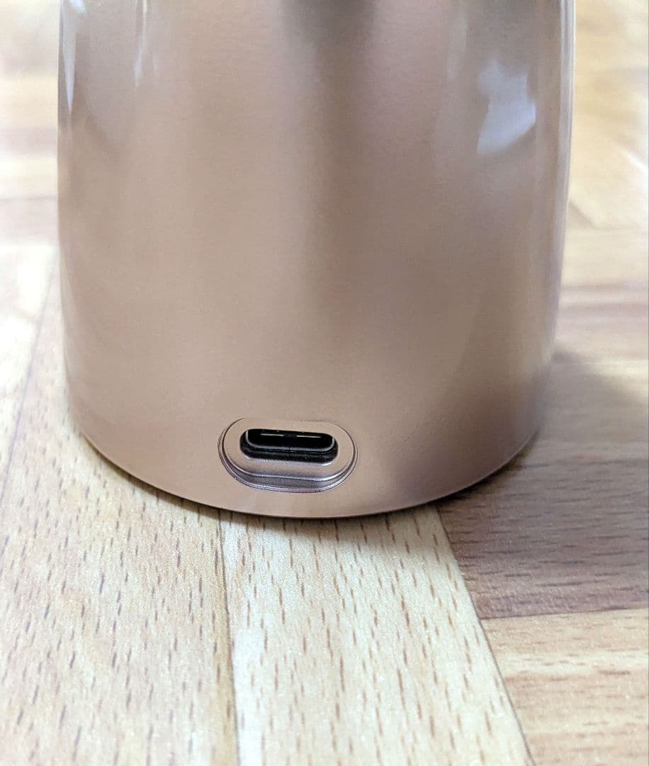 YA−MAN M18-YL9　ヤーマン美顔器