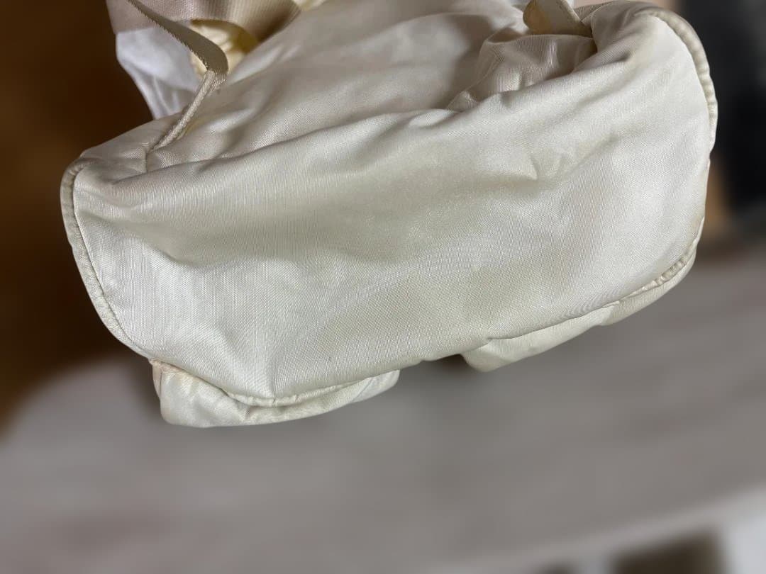 PRADA ホワイト ナイロン バックパック