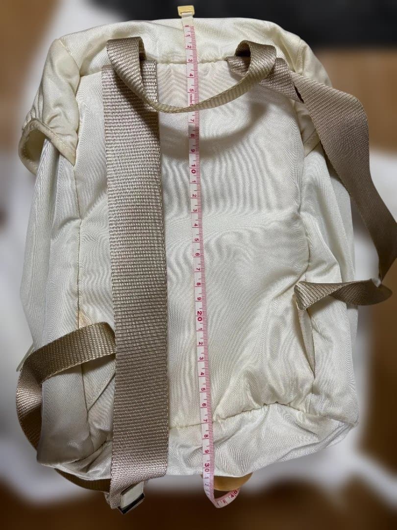 PRADA ホワイト ナイロン バックパック