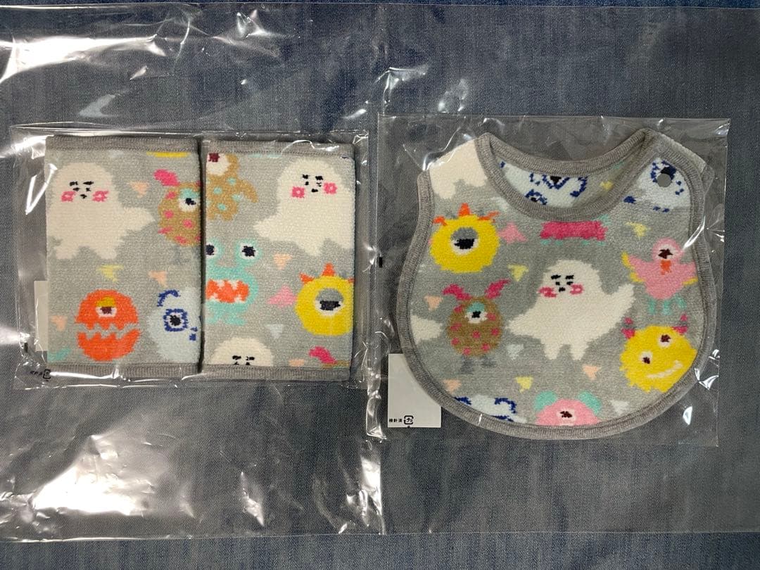 シナぷしゅ スタイ＆サッキングパッド 2点セット